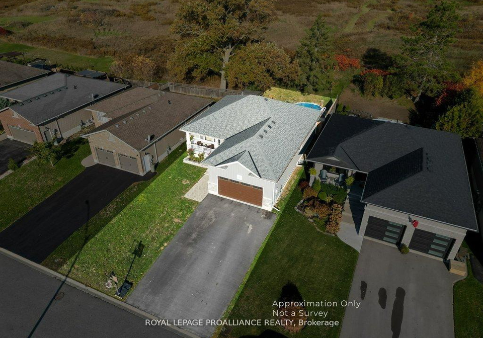 50-stonegate-crescent-quinte-west-ontario-x13062530