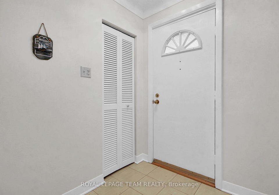 4-headingly-crescent-ottawa-ontario-x13062746