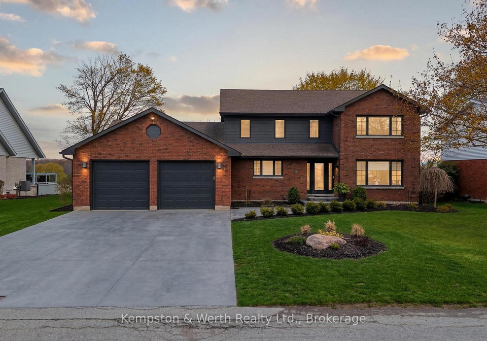 890-perkin-crescent-north-perth-ontario-x13062764