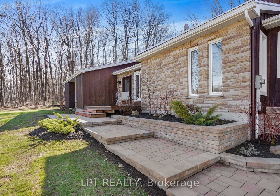 8180-gibbs-road-hawkesbury-ontario-x13062784