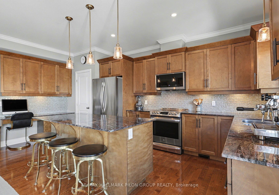 140-connemara-private-ottawa-ontario-x13062958