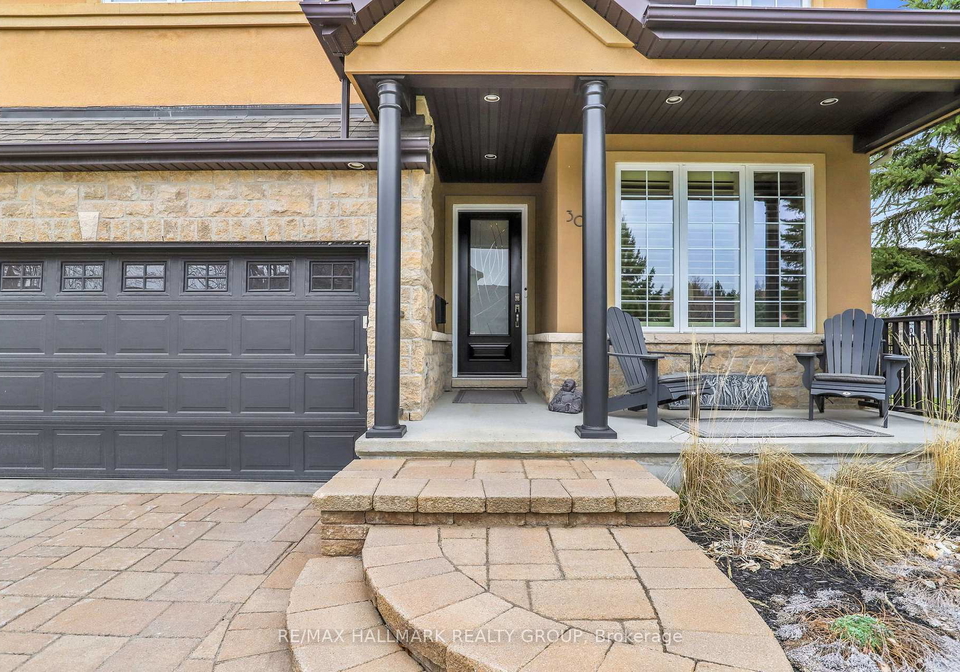 300-amita-crescent-ottawa-ontario-x13063074
