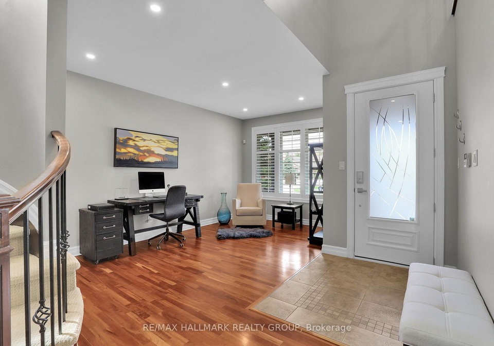 300-amita-crescent-ottawa-ontario-x13063074