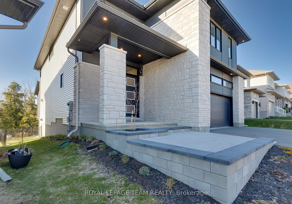 136-escarpment-crescent-kanata-ontario-x13063166