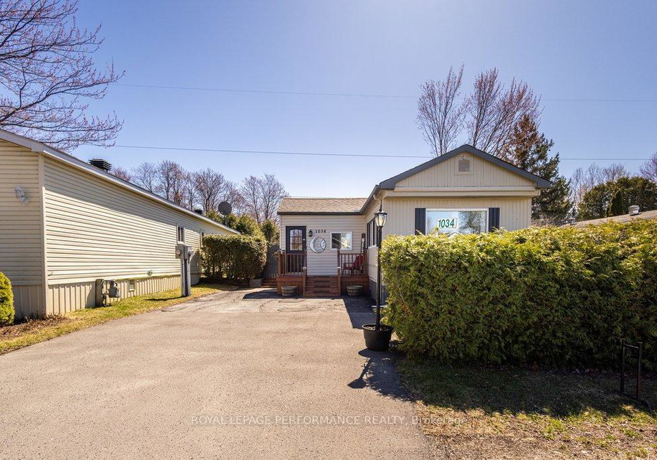 1034-vista-barrett-private-ottawa-ontario-x13063264