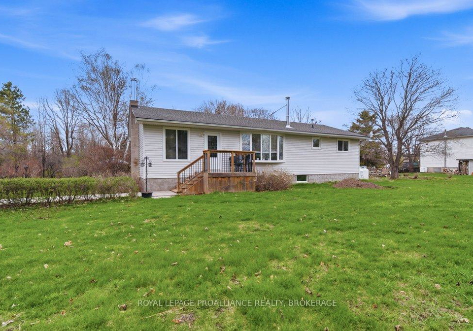 527-bush-road-rideau-lakes-ontario-x13063288