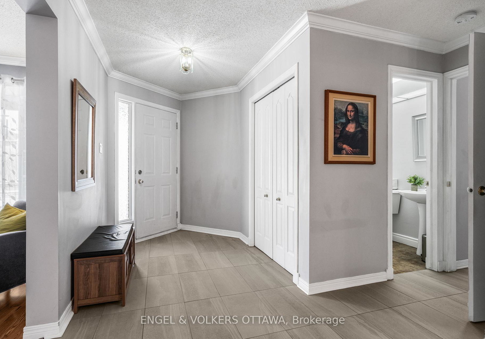 17-hunterswood-crescent-ottawa-ontario-x13063360