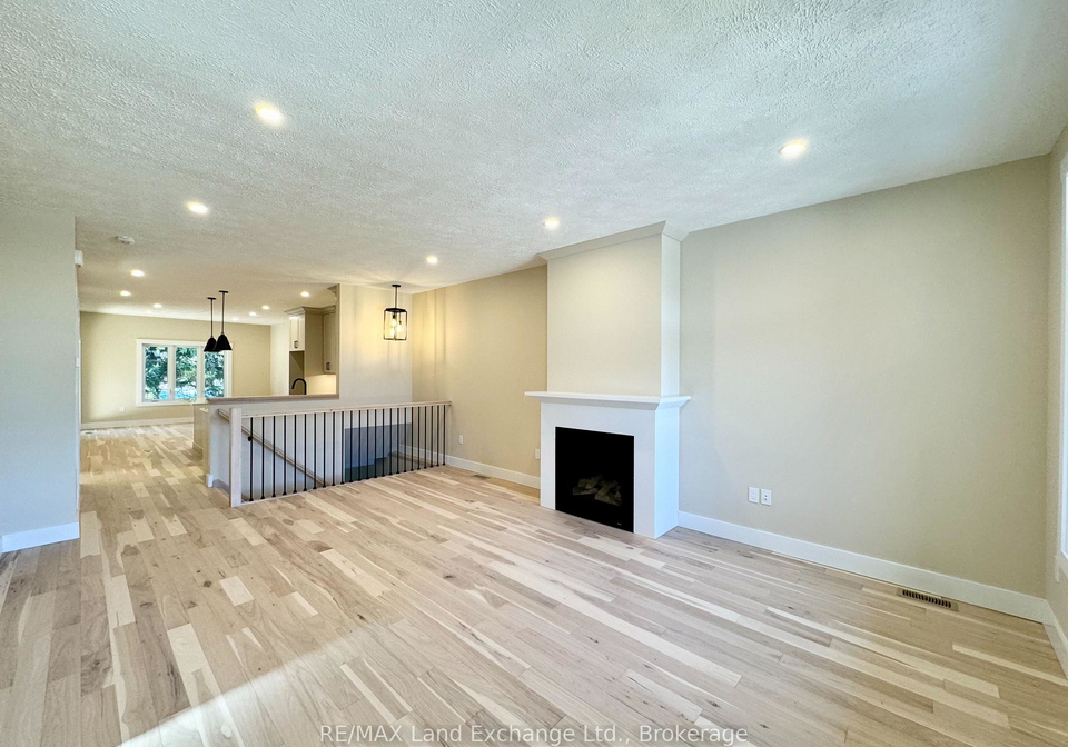 15-nyah-court-kincardine-ontario-x13064004