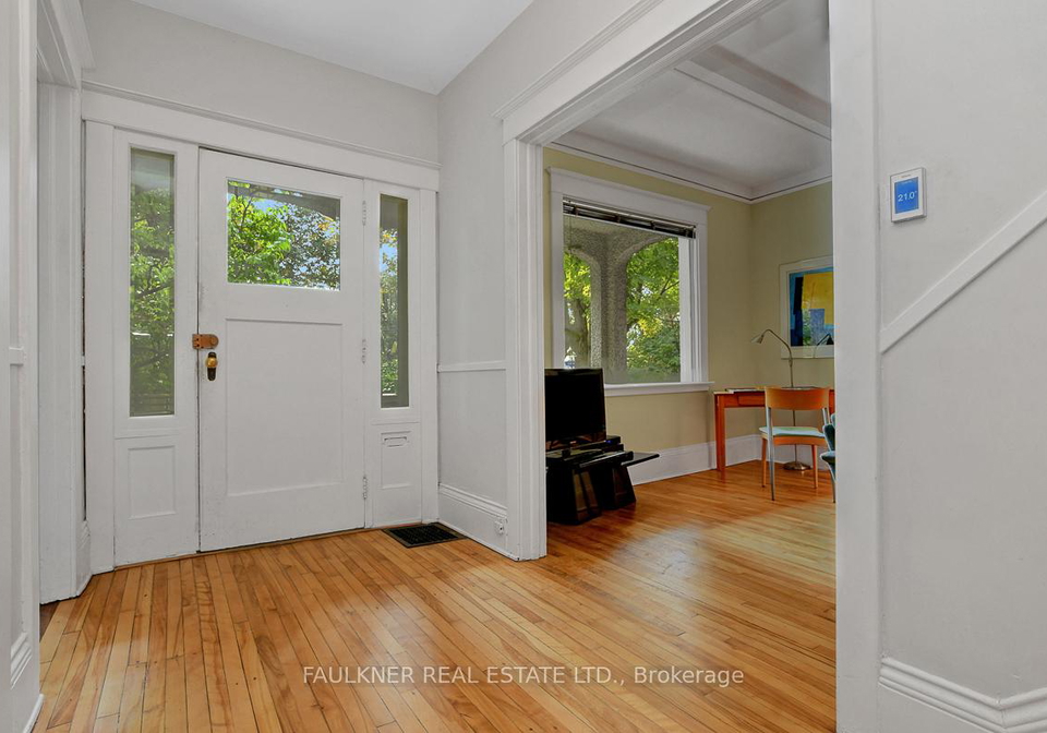 211-sunnyside-avenue-ottawa-ontario-x13064012