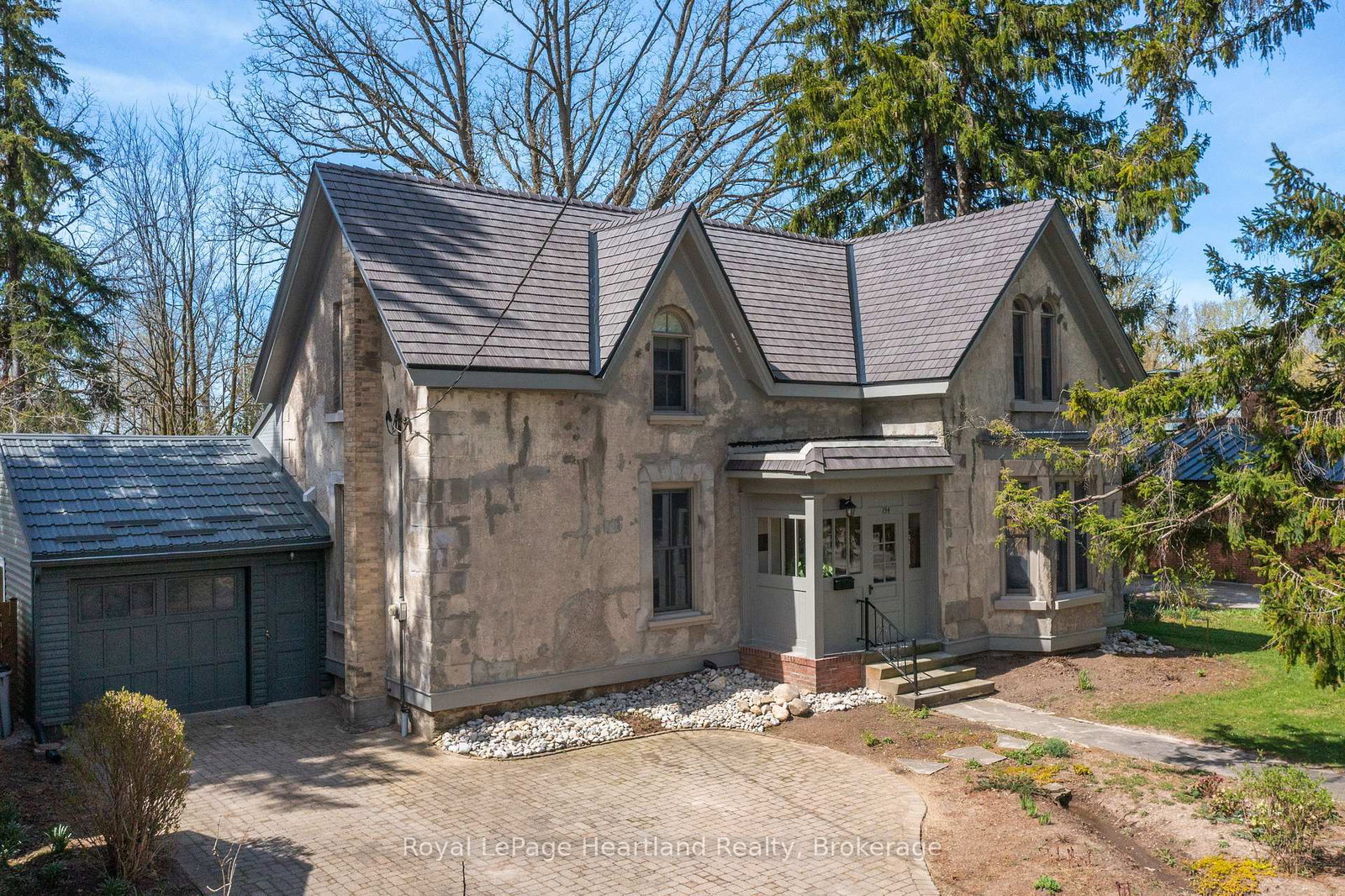 154-ontario-street-central-huron-ontario-x13064190