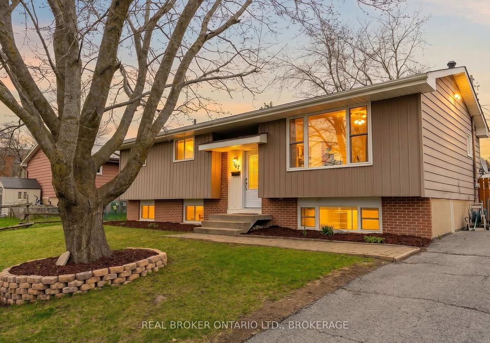 167-manitou-w-crescent-loyalist-ontario-x13064380