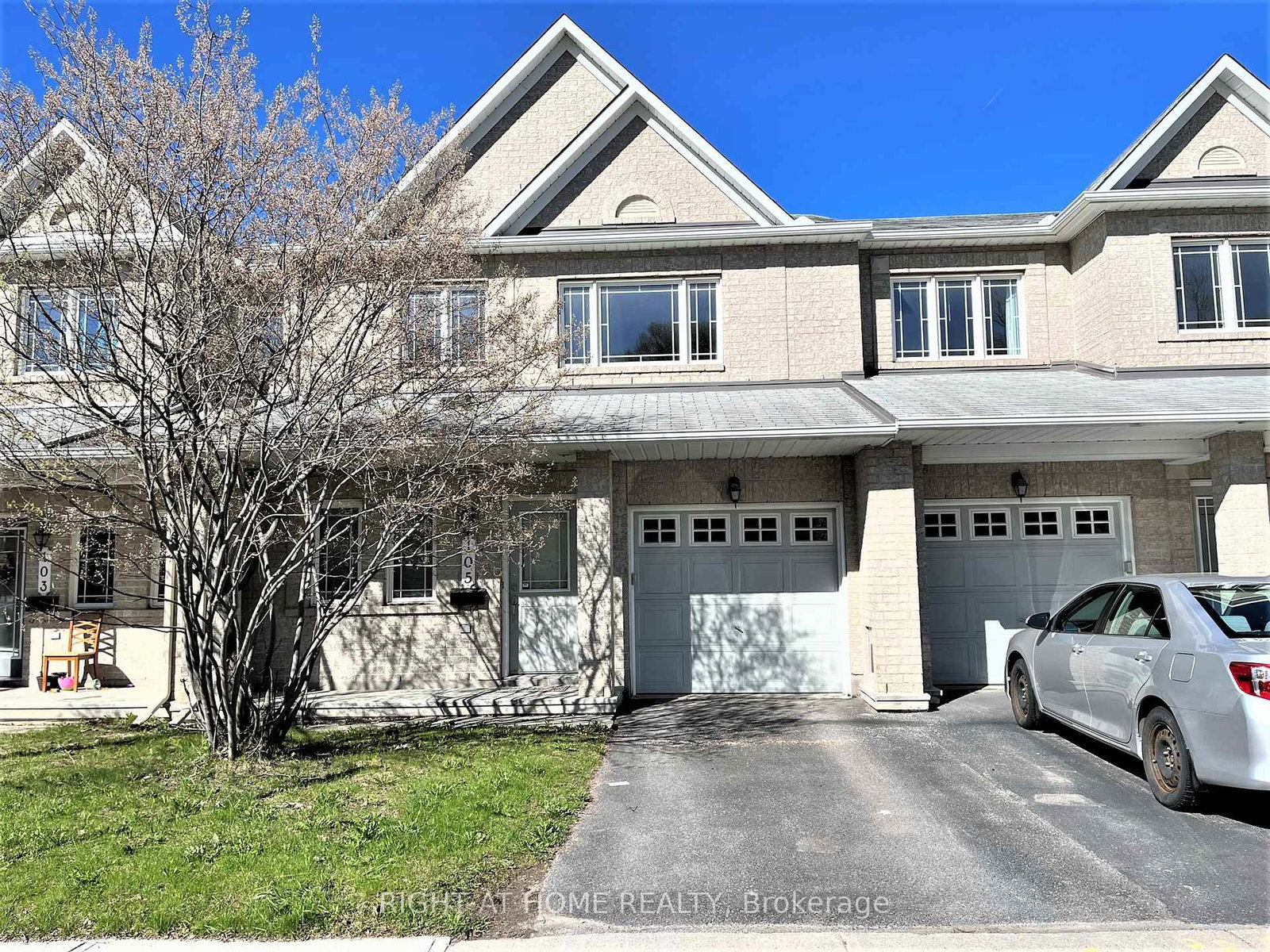 105-tacom-circle-ottawa-ontario-x13064456
