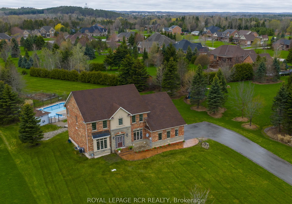 18-leenders-lane-erin-ontario-x13064542
