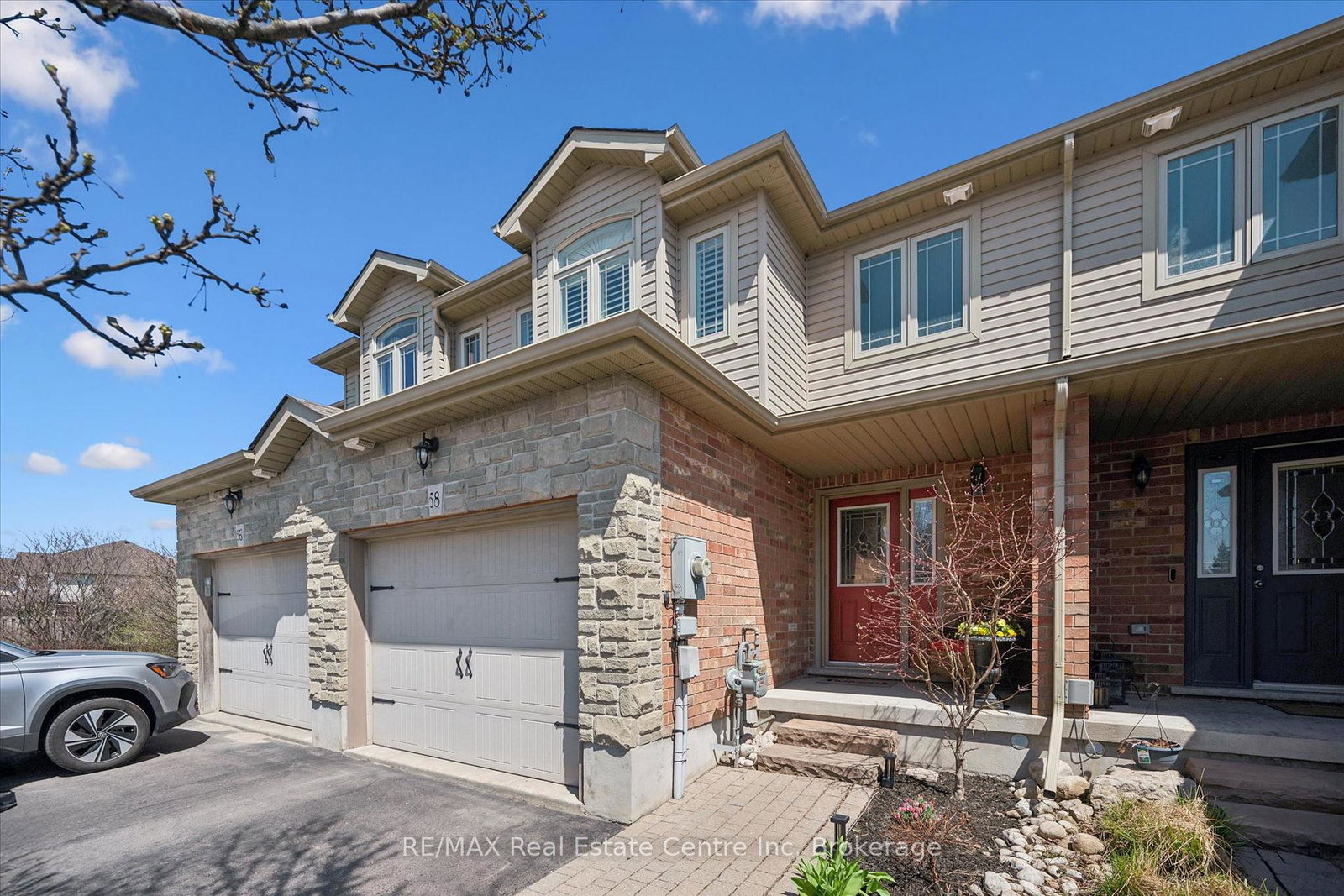 58-clough-crescent-guelph-ontario-x13064574
