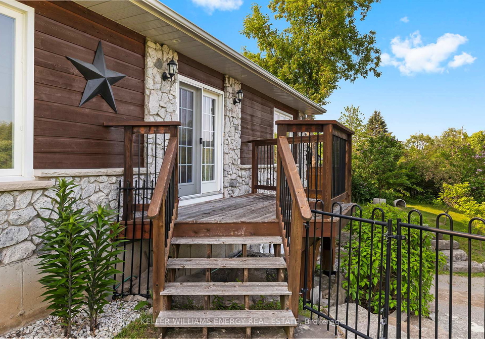 4070-hwy-28-selwyn-ontario-x13064758