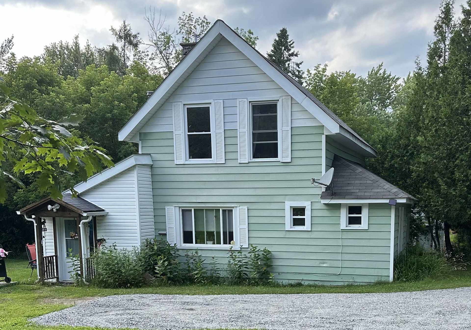 4-stocking-lane-huntsville-ontario-x13064856