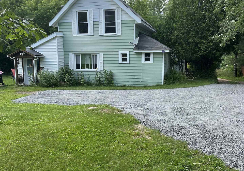 4-stocking-lane-huntsville-ontario-x13064856