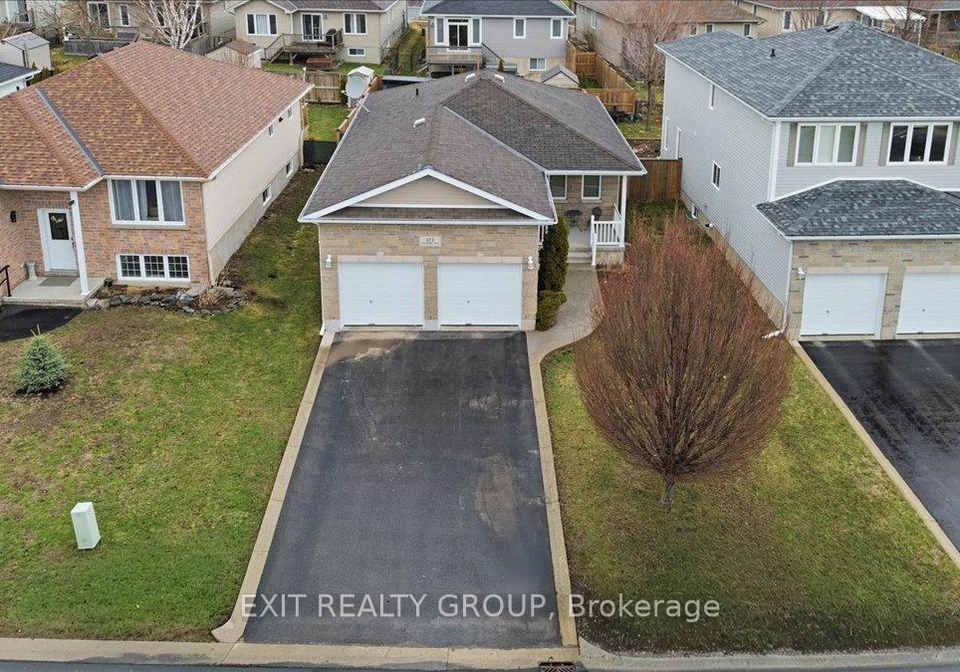 173-kildare-avenue-loyalist-ontario-x13065054
