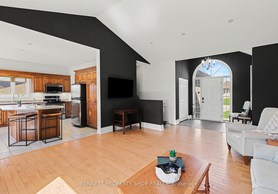 2030-kingsley-street-clarence-rockland-ontario-x13065450