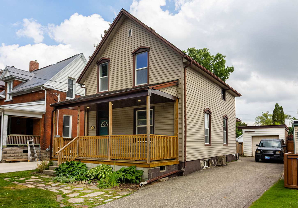 552-hatch-street-woodstock-ontario-x13065580
