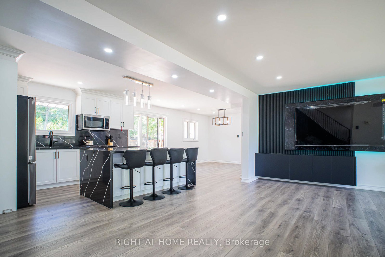 77-elford-crescent-hamilton-ontario-x13065798