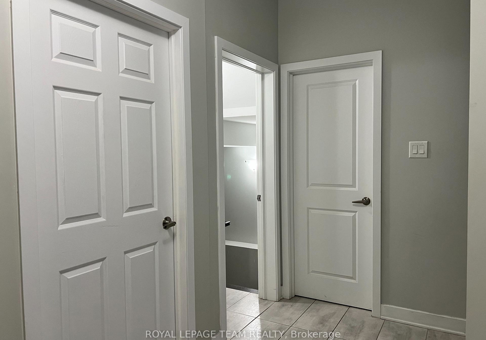 33-thunderbolt-street-kanata-ontario-x13065818