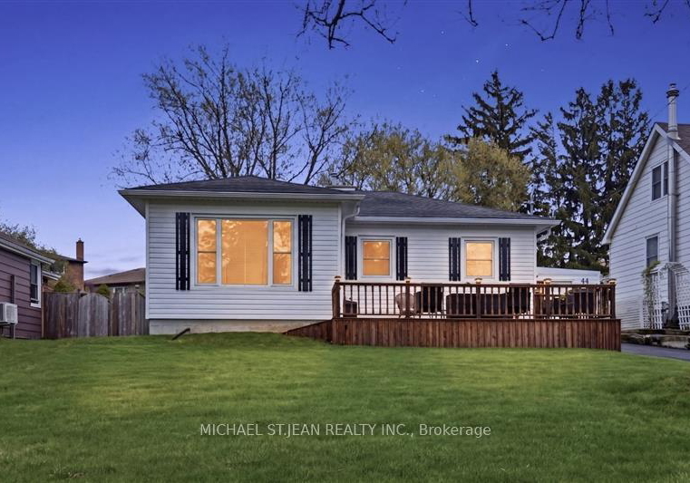44-lake-avenue-n-hamilton-ontario-x13065862