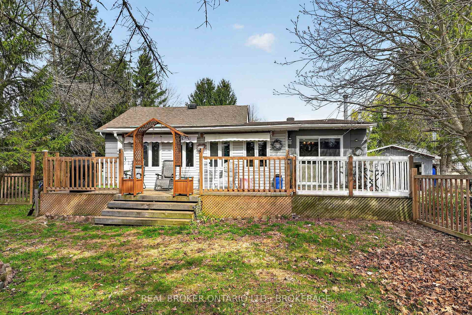 20051-county-road-17-south-glengarry-ontario-x13065944