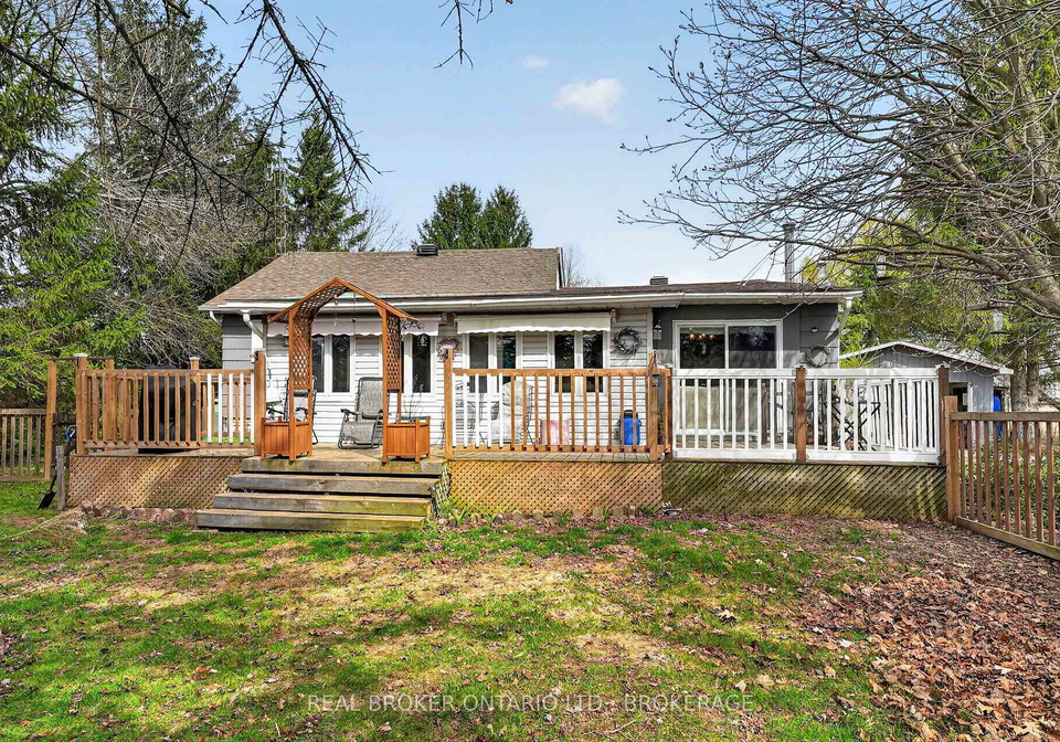 20051-county-road-17-south-glengarry-ontario-x13065944