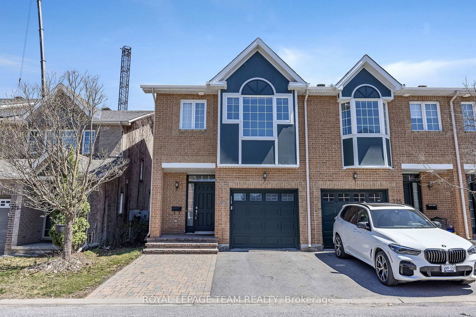 323-freedom-private-ottawa-ontario-x13066126