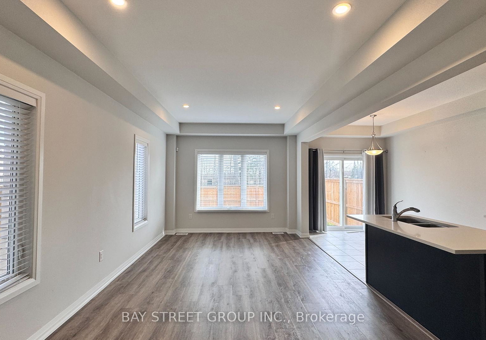 9348-white-oak-avenue-niagara-falls-ontario-x13066236