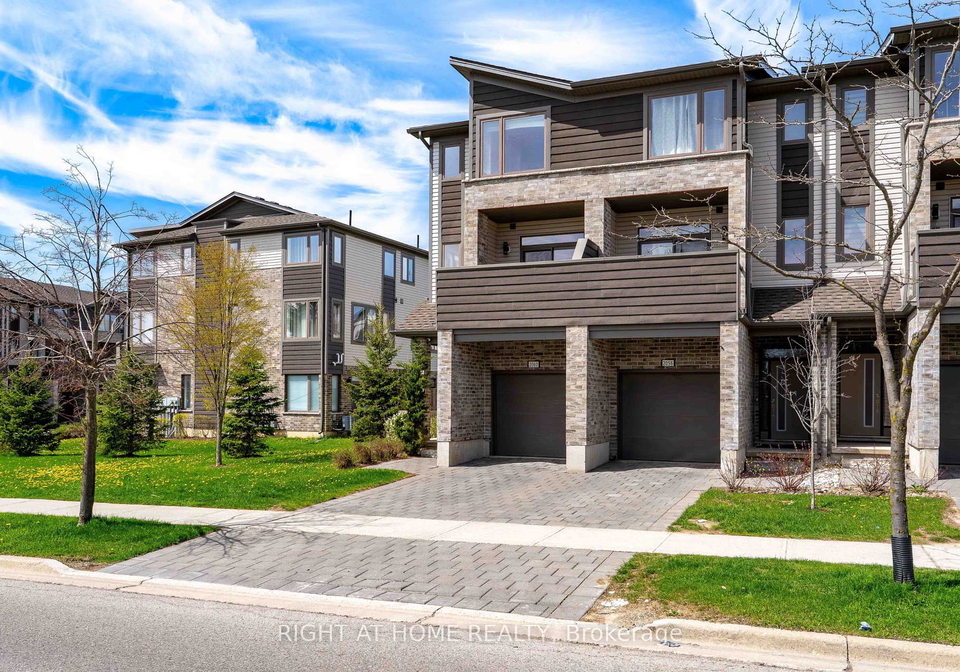 2060-meadowgate-boulevard-london-south-ontario-x13066402