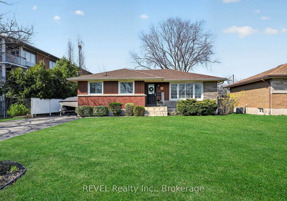 11-tamarack-street-welland-ontario-x13066654