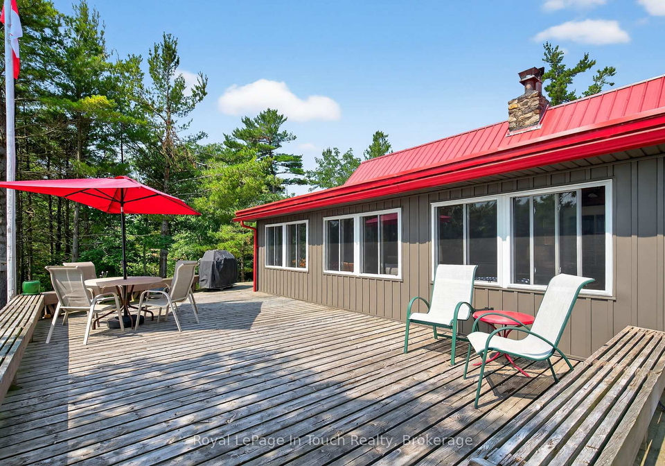 34-b320-sans-souci-island-the-archipelago-ontario-x13066700