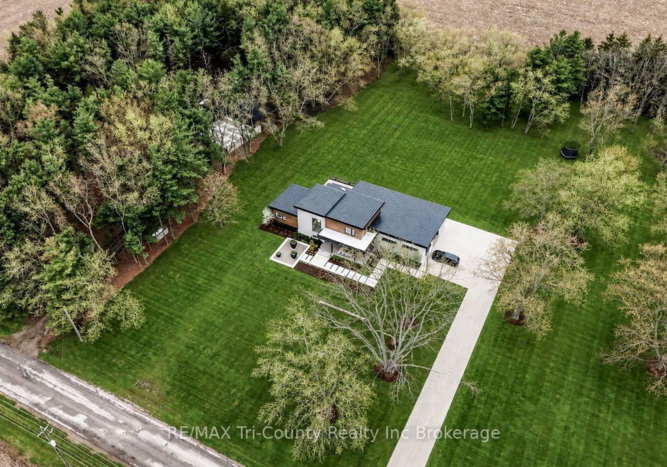 8987-powers-road-central-elgin-ontario-x13066802