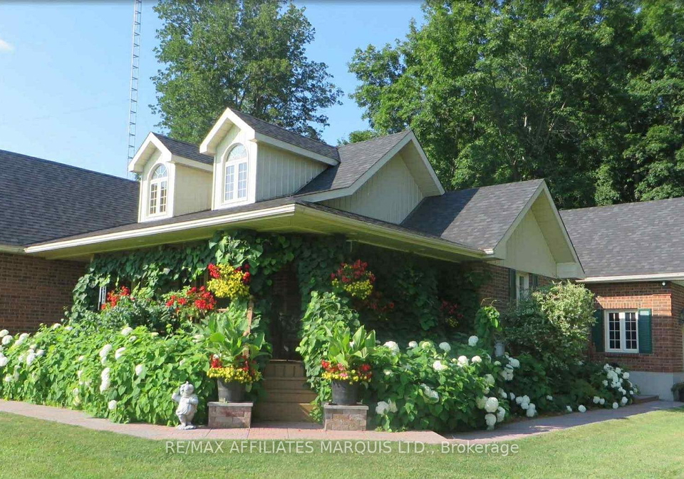 3066-goldfield-road-north-stormont-ontario-x13066812