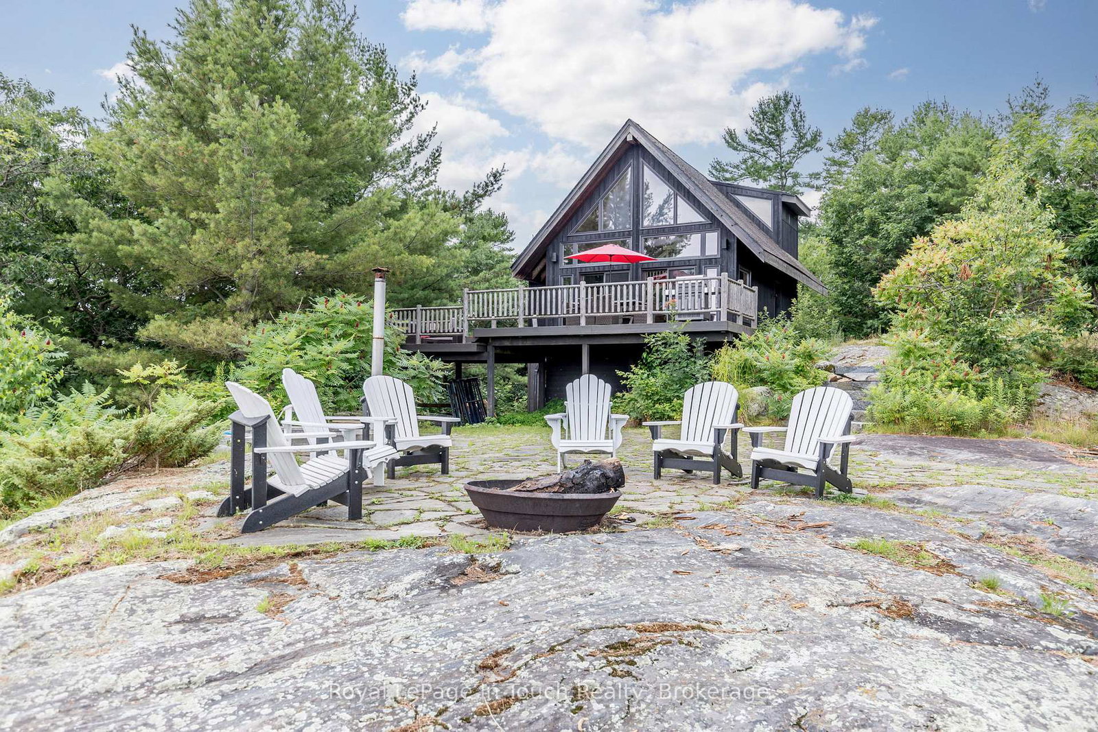 8-b686-derbyshire-the-archipelago-ontario-x13066820