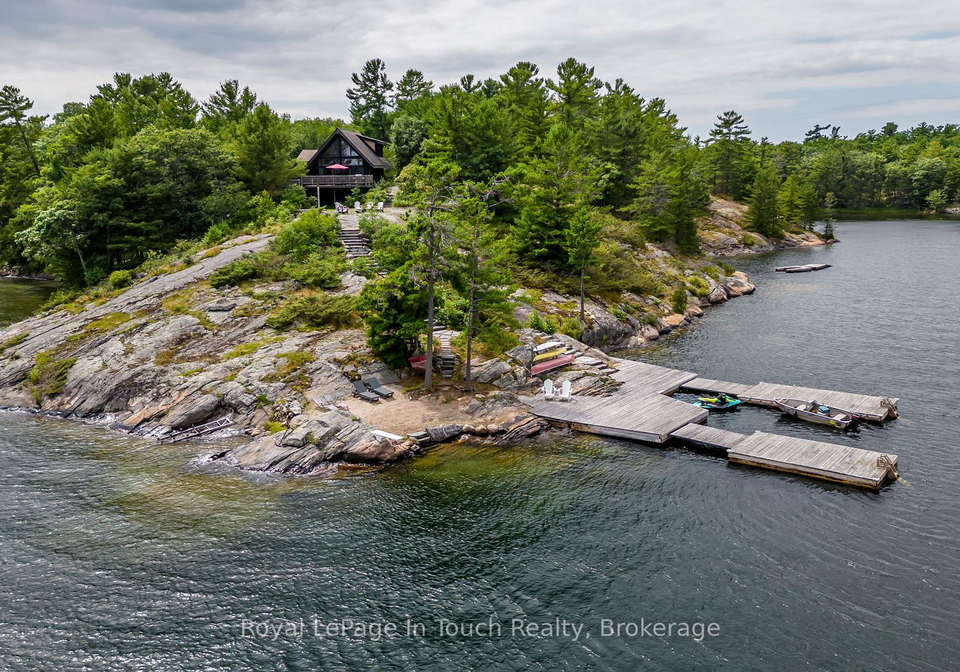 8-b686-derbyshire-the-archipelago-ontario-x13066820