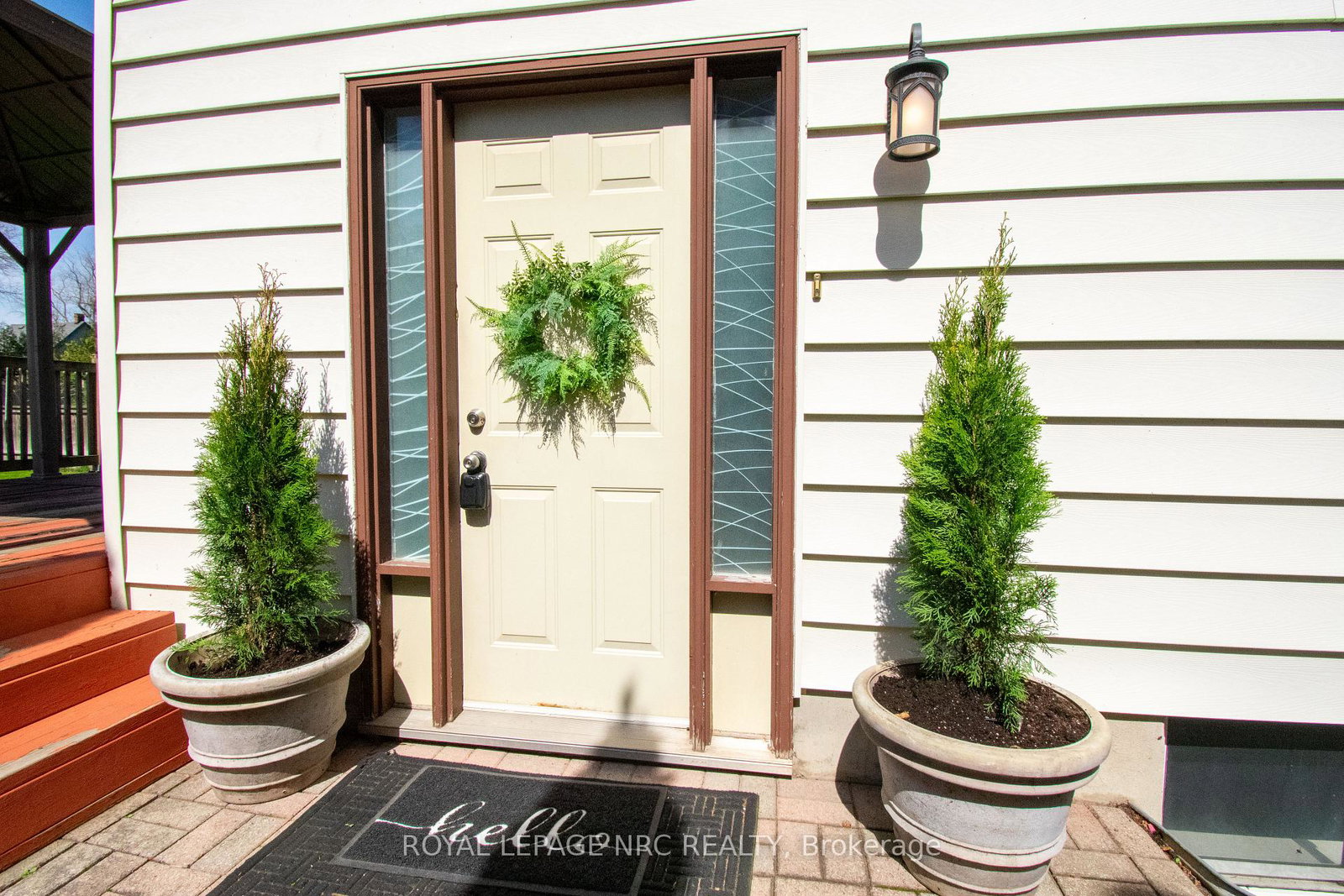 17-christie-street-w-st-catharines-ontario-x13067064