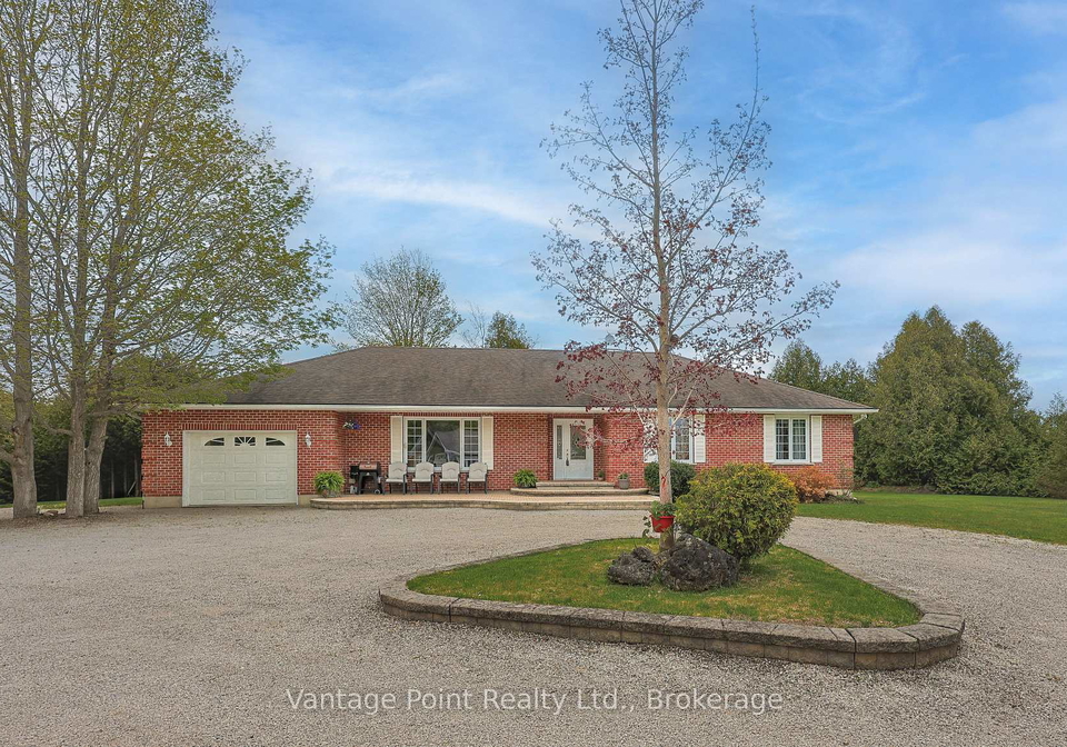 776761-10-highway-chatsworth-ontario-x13067114