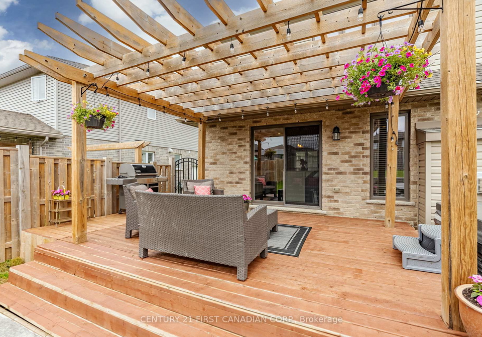 181-gilmour-drive-lucan-biddulph-ontario-x13067116