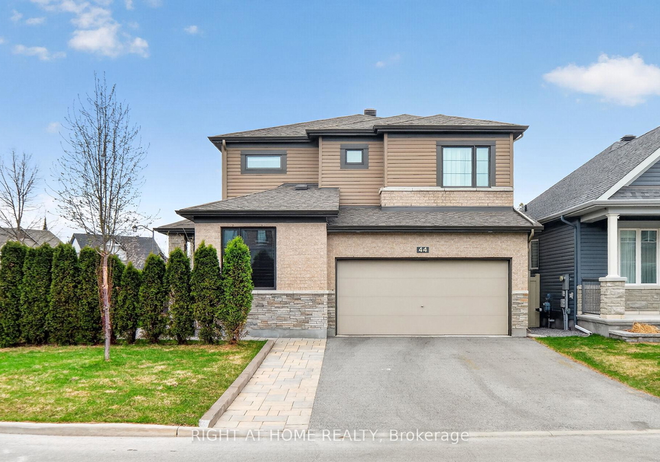 44-hawks-landing-crescent-ottawa-ontario-x13067450