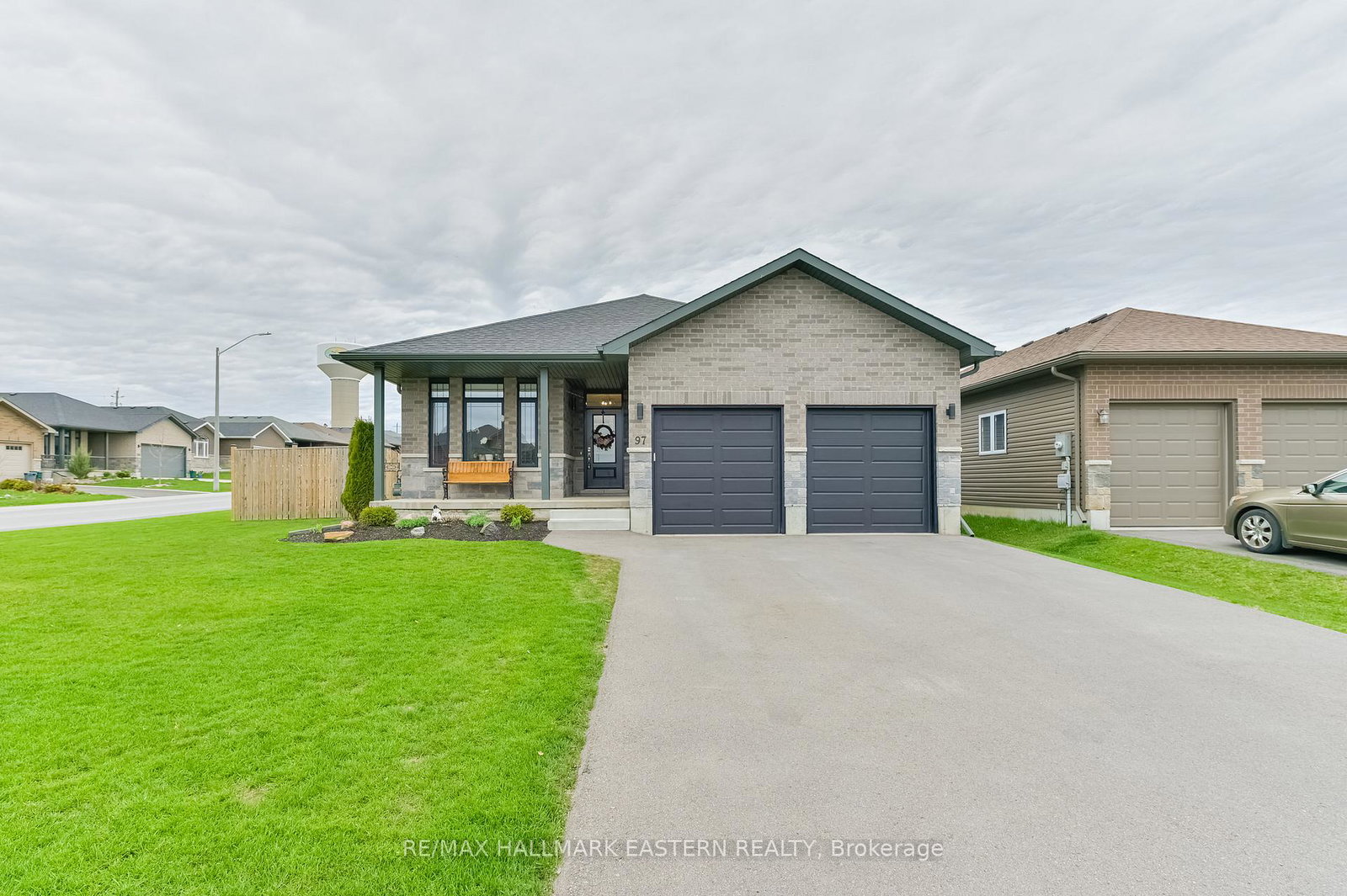 97-northumberland-boulevard-quinte-west-ontario-x13067454