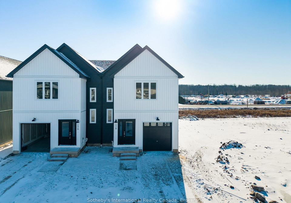 178-equality-drive-meaford-ontario-x13067518