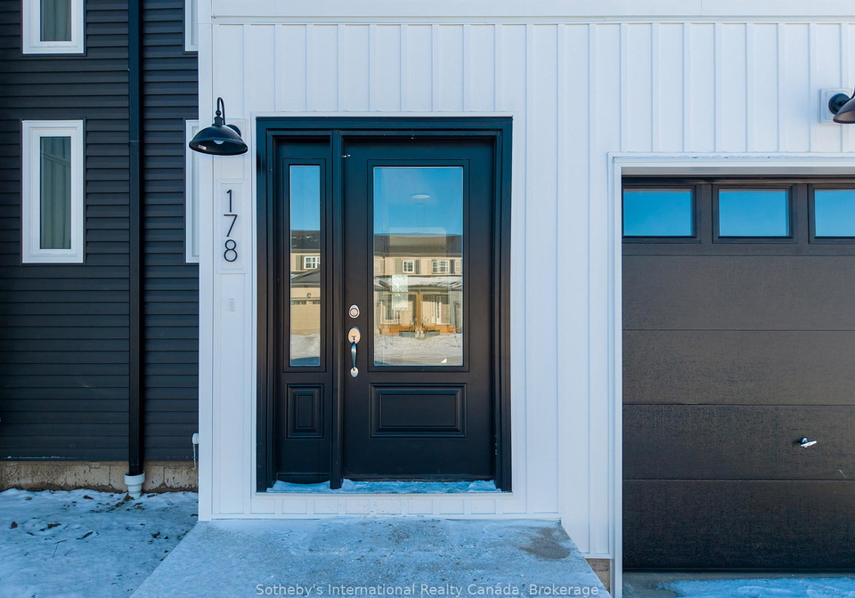 178-equality-drive-meaford-ontario-x13067518