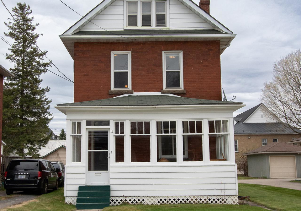 15-james-street-smiths-falls-ontario-x13067540