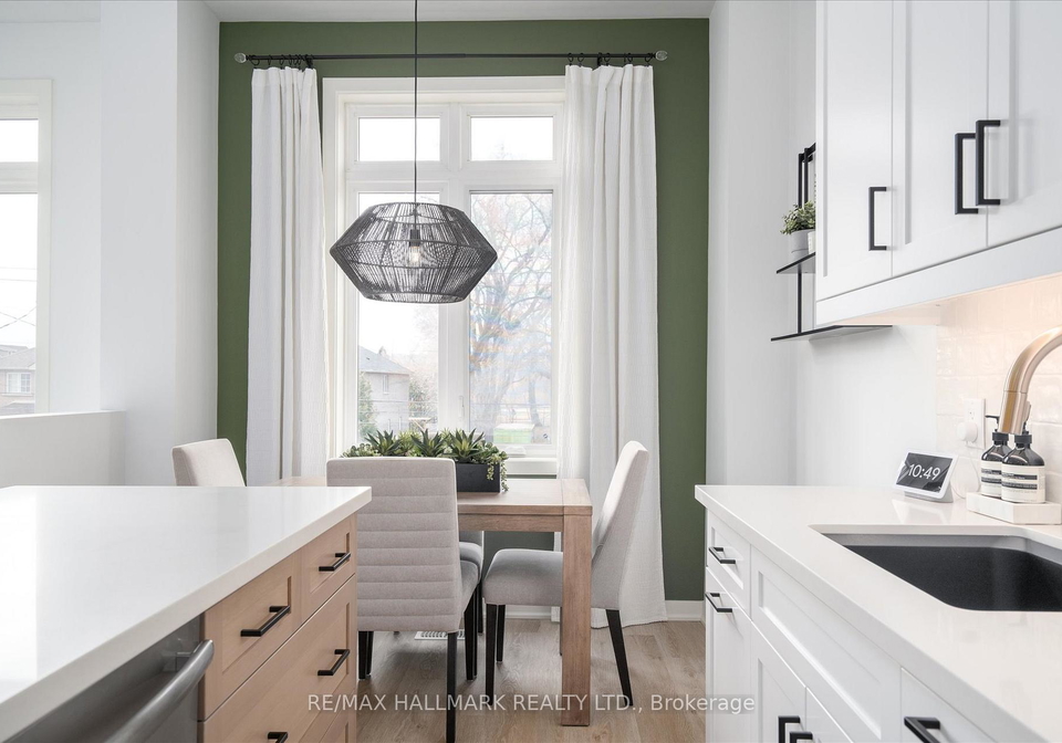 53-wood-street-e-hamilton-ontario-x13067564