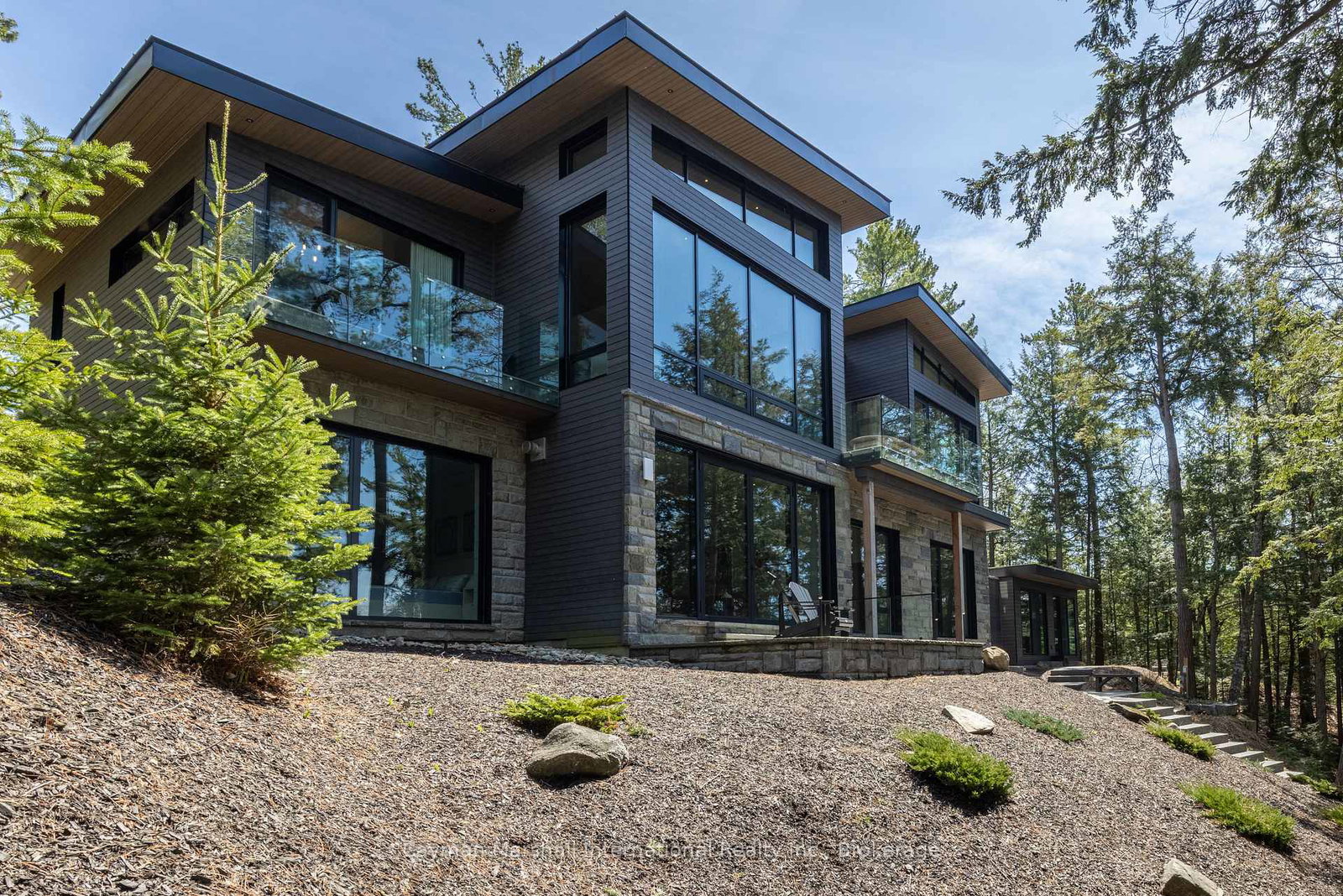 320-stanley-house-road-nw-seguin-ontario-x13067910