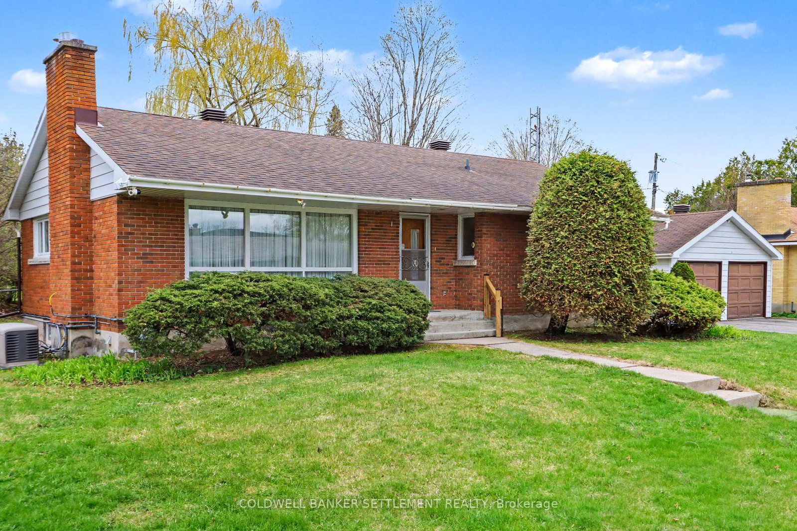 2-glenview-crescent-perth-ontario-x13067962