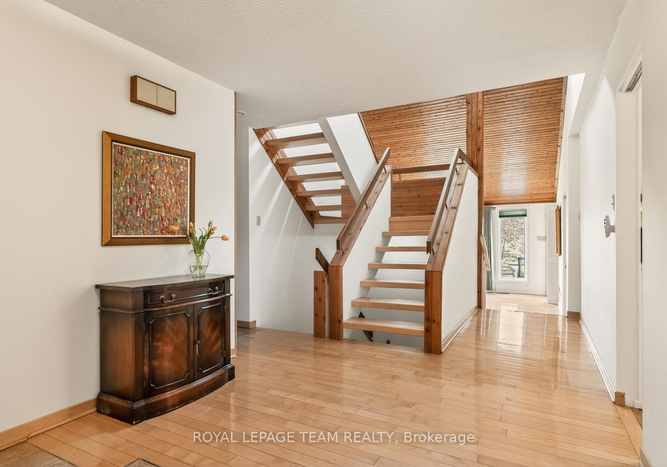 3124-quesnel-drive-ottawa-ontario-x13068180